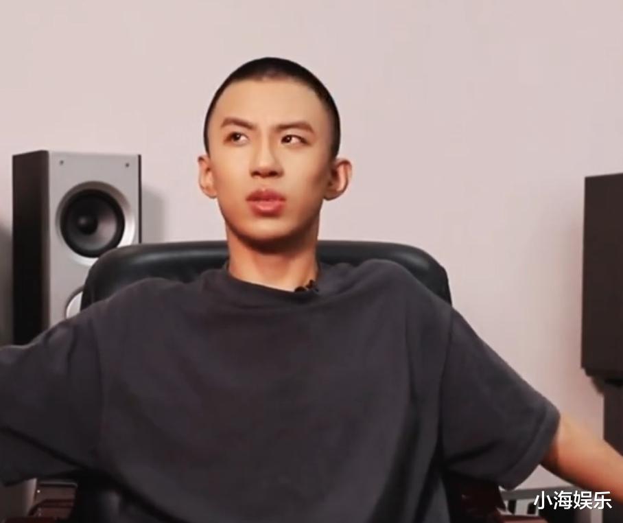 周星驰发文祝贺付航夺冠，付航晒图回应：感谢星爷从小带我们做梦（周星驰企业）-第12张图片-九妖电影