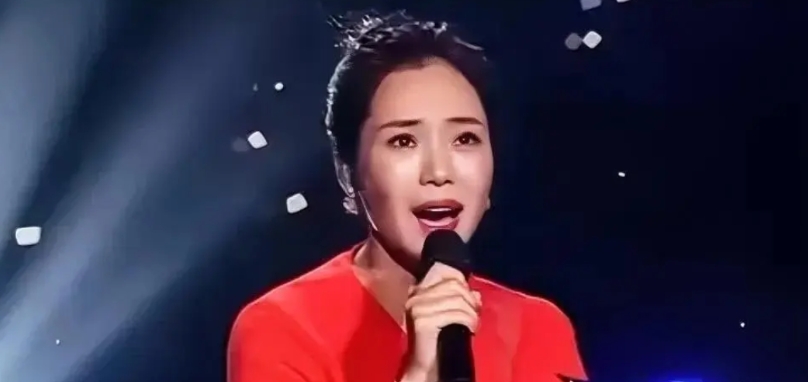 新疆大艺术家王金兰，是云端音51微信旅团的一级保护对象，看来云朵有歌喂了，谢家要