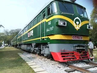 将退出时代舞台的20类产品：
1、第一，绿皮火车
2、第二，电视机
3、第三，固