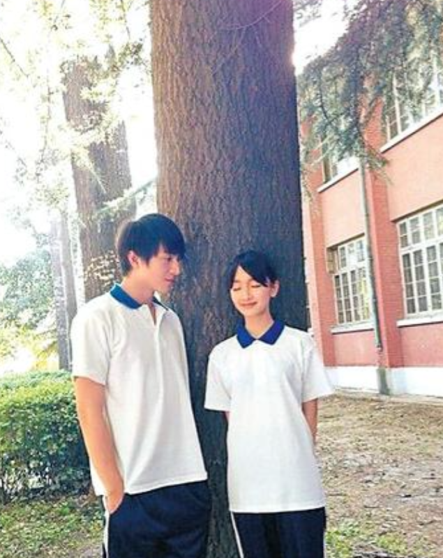 福建福清，13岁男生和女同学谈恋爱，在一家快餐店二楼偷偷发生了关系，分手后，威胁