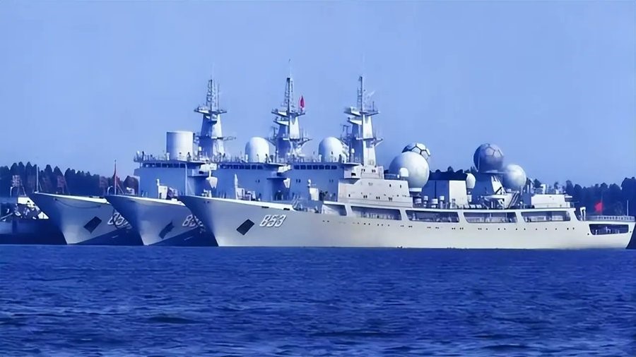 笑话一：
美国、菲律宾、日本和澳大利亚正在南海进行军事演习。
美国上尉在加密频道
