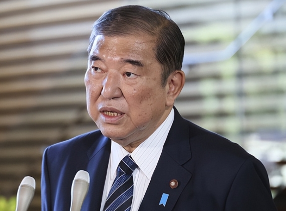 中日两国和平相处，有利于双方