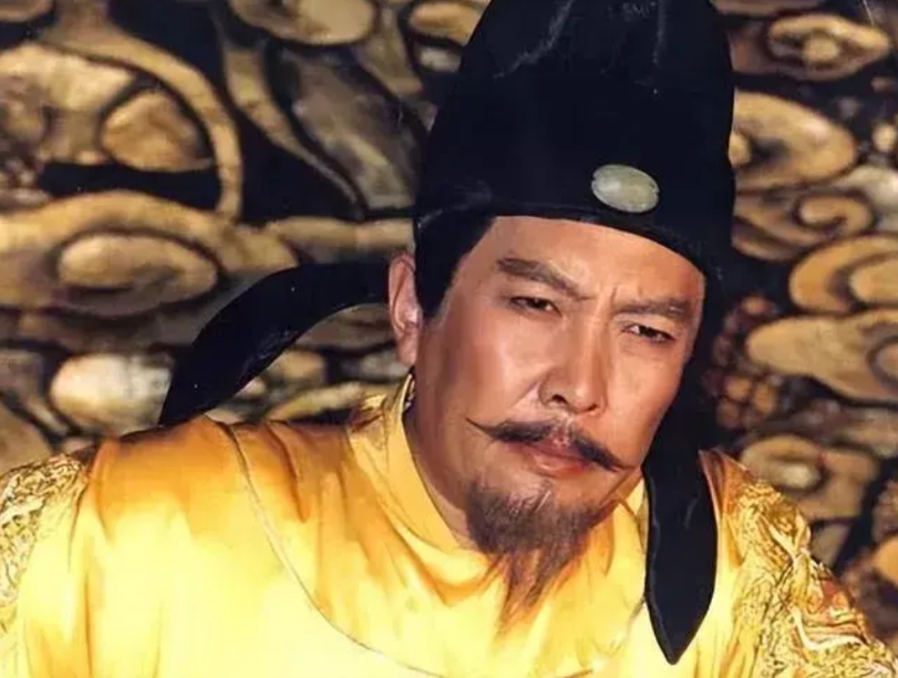 有人说李世民是历史上洗白最成功的皇帝
简直可笑，李世民还用洗嘛？
消灭隋末起义军