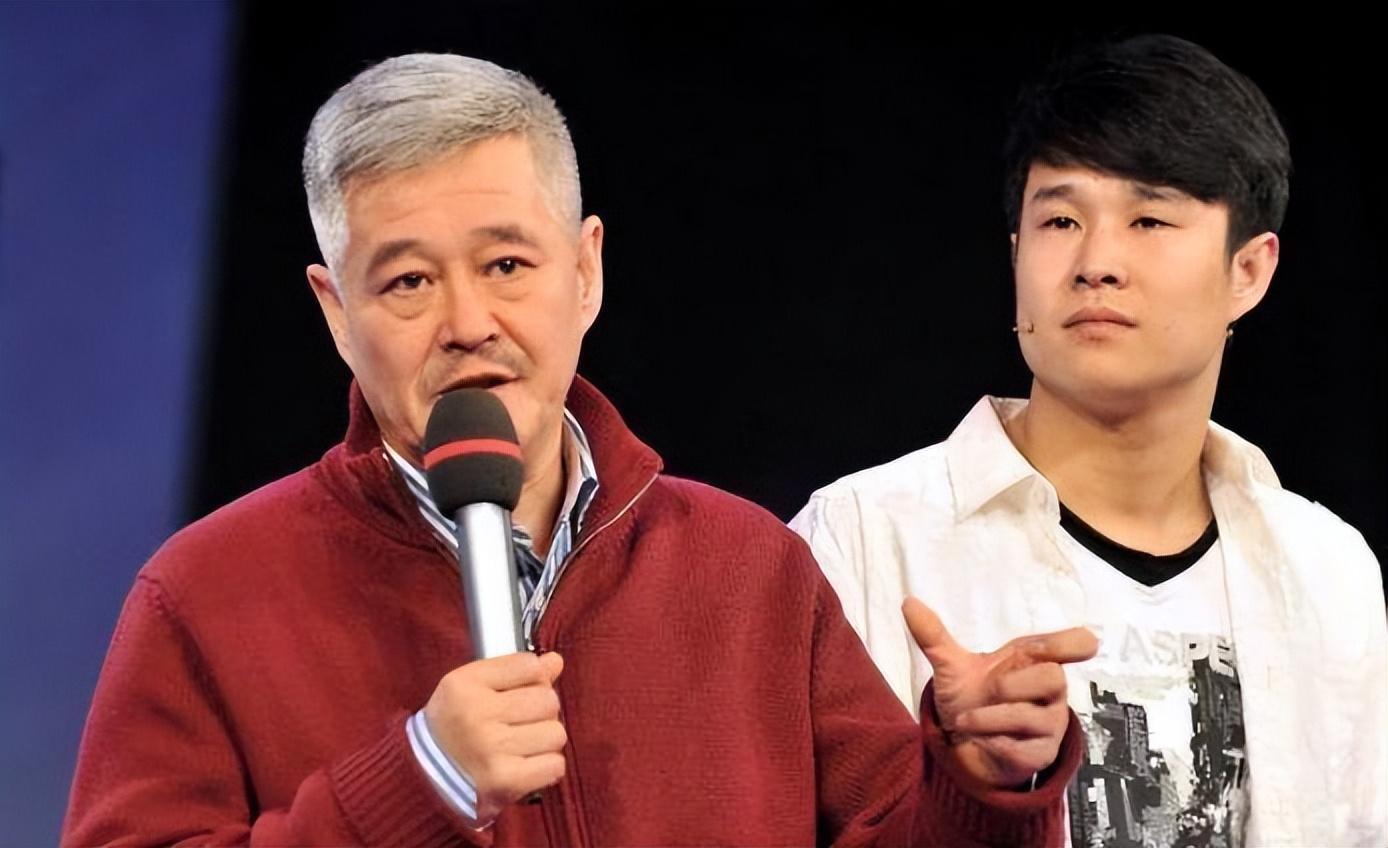 2009年，小沈阳的助理凭一张伪造的机票出票流水单，向主办单位讹要4万多元交通费
