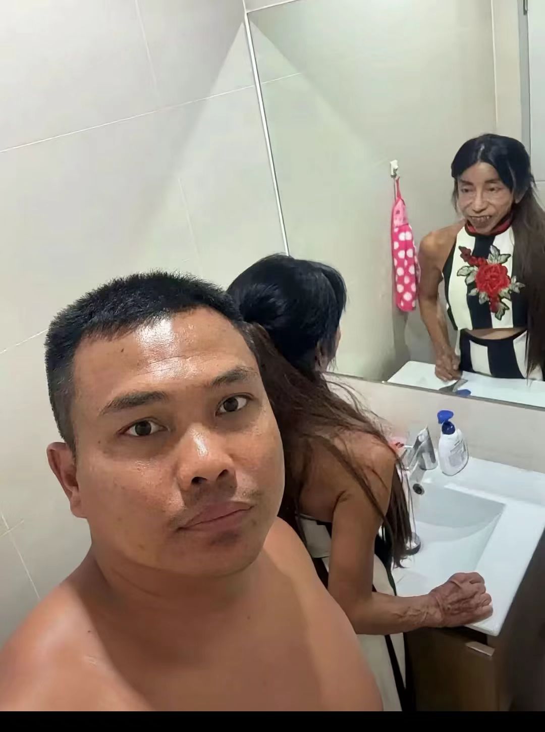 灯一关被一盖，管她什么妖魔鬼怪！