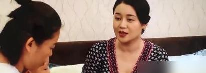 关婷娜，学化妆的，在北京电影学院进修化妆的，因为老师的介绍进了《马大帅》剧组当化