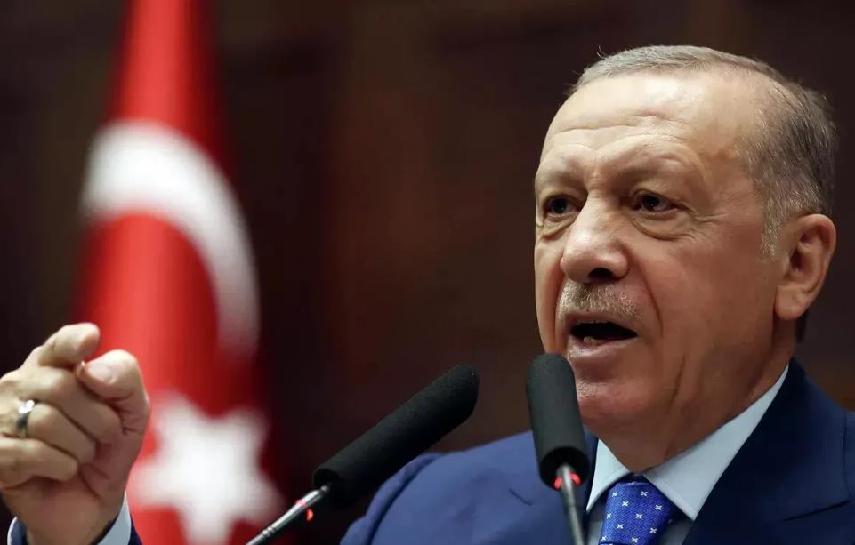 土耳其举国哀悼阿尼亚遭遇不幸，伊朗誓言在72小时内对以色列采取坚决行动。同时，中