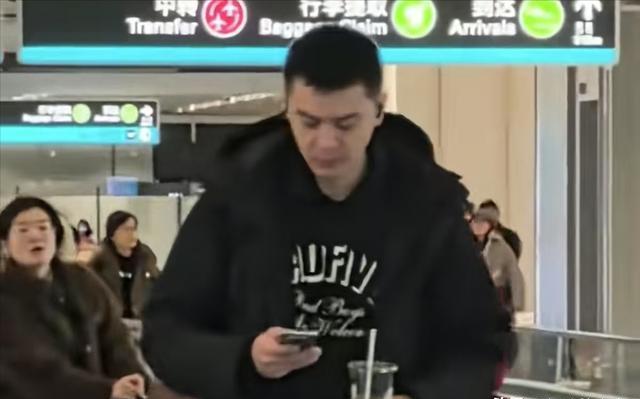 辽篮归途，乐观面对连败，杨鸣沉思