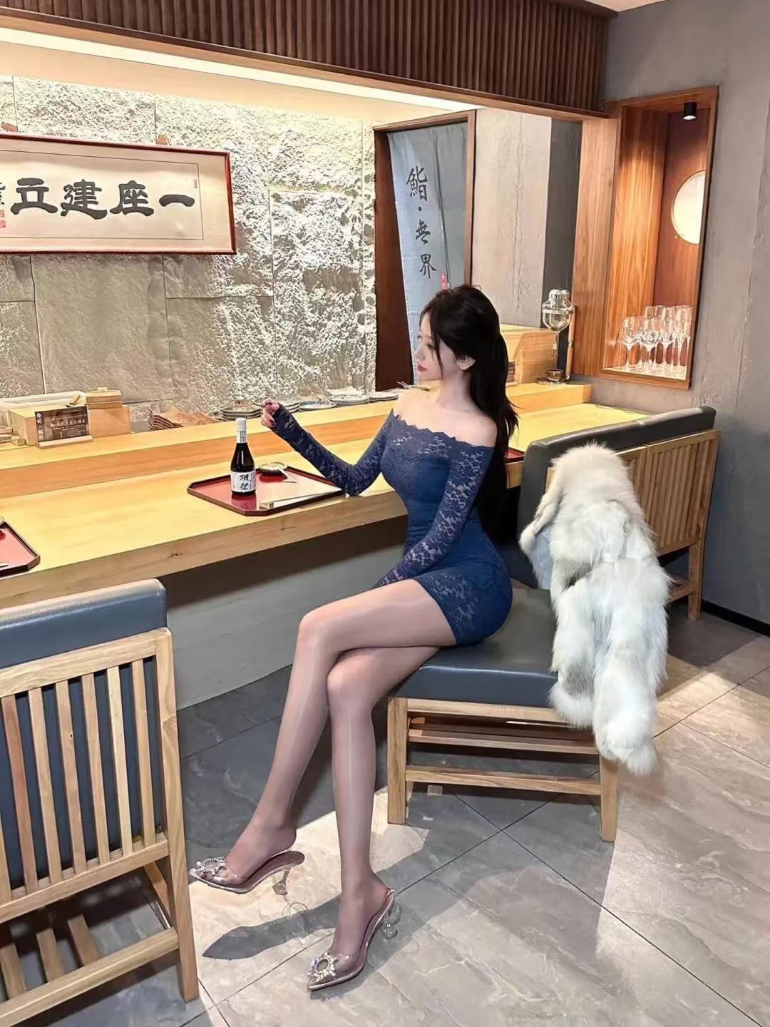 嫂子的闺蜜长得也太好看了吧我要怎么得到她哈哈哈哈
