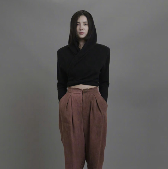 传宋佳与小七岁导演结婚
