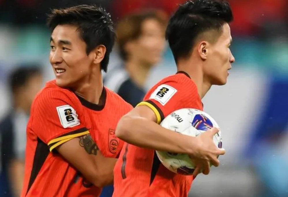 44年的等待！
本轮世预赛国足主场1比3输给日本，林良铭打进一球。距离上一次攻破