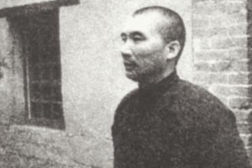 1948年，王耀武逃跑前特提醒手下：此战和抗战不同，大家莫轻生。我受栽培多年，理