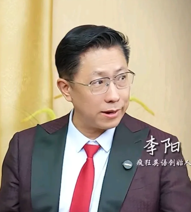 手机游戏就是超级毒品。
在臧其超对李阳的访谈视频中，李阳谈了关于手机游戏的看法，