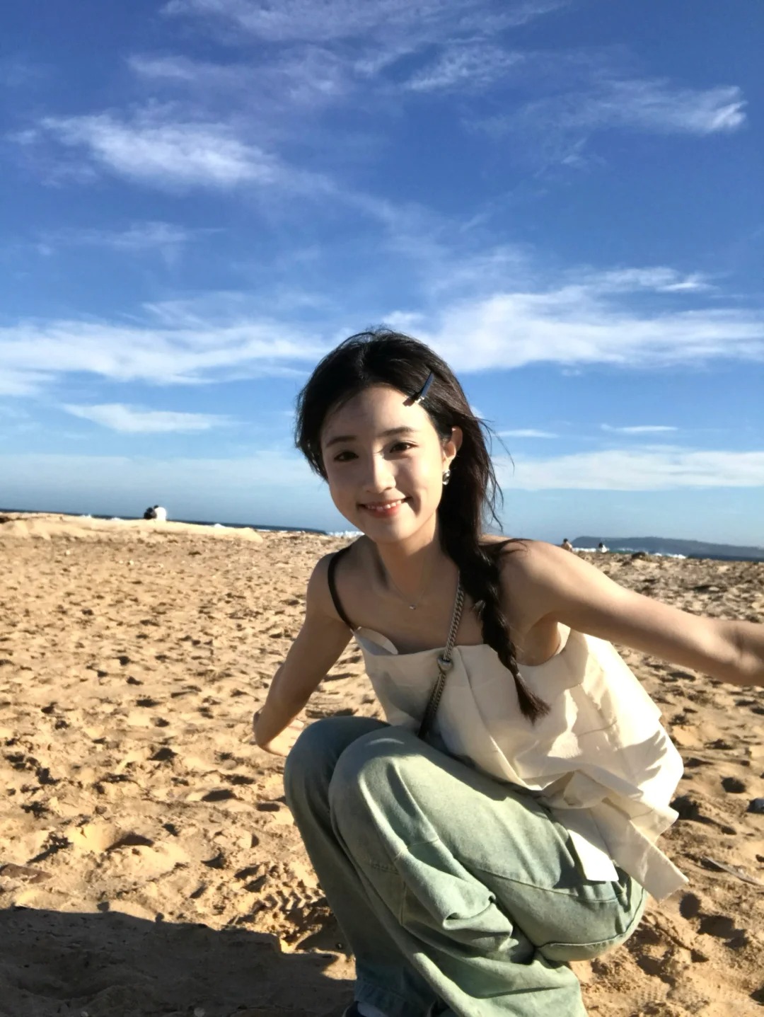 请一直期待前面的风景
最近真的黑了不少
但是！
这是我靠近大自然留下的痕迹🥹
