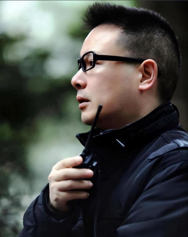 汤加丽:因“人体模特”和丈夫离婚,遭父母嫌弃,今48岁孤身一人-第5张图片-九妖电影 汤加丽:因“人体模特”和丈夫离婚,遭父母嫌弃,今48岁孤身一人-第5张图片-九妖电影
