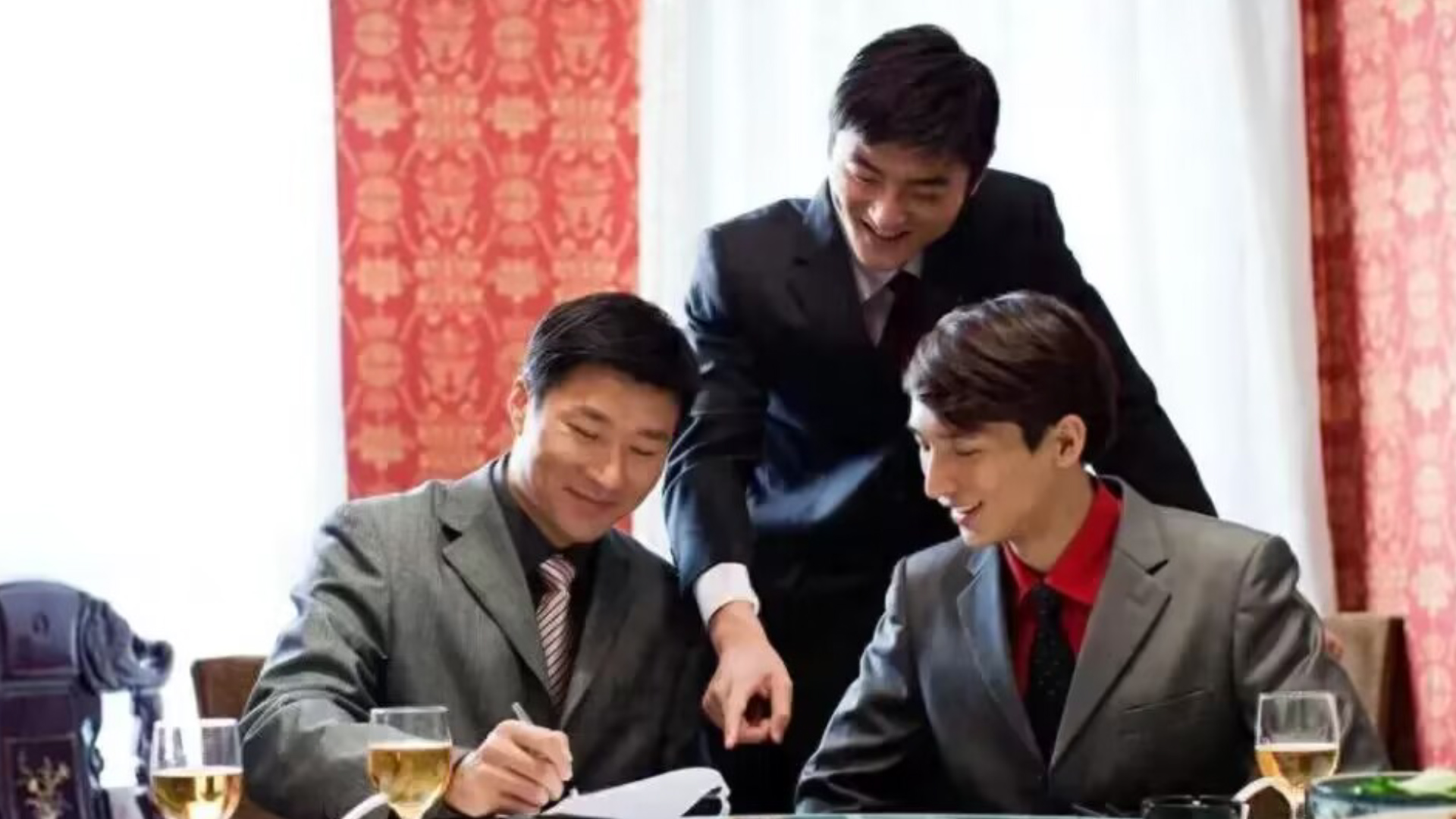 对方敷衍回复？高情商应对，扭转局面！