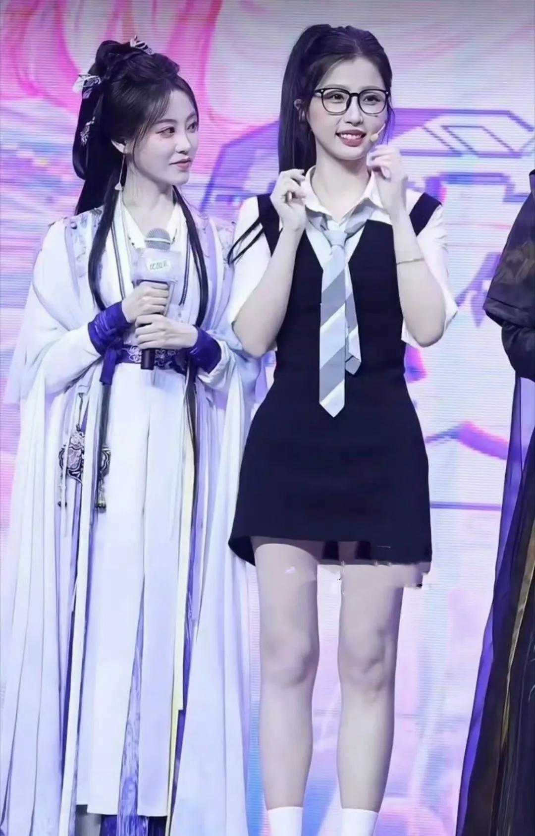 祝绪丹和虞书欣因为一部剧都快处成闺蜜了吧，最近活动就像连体婴儿似的，虞书欣一直都