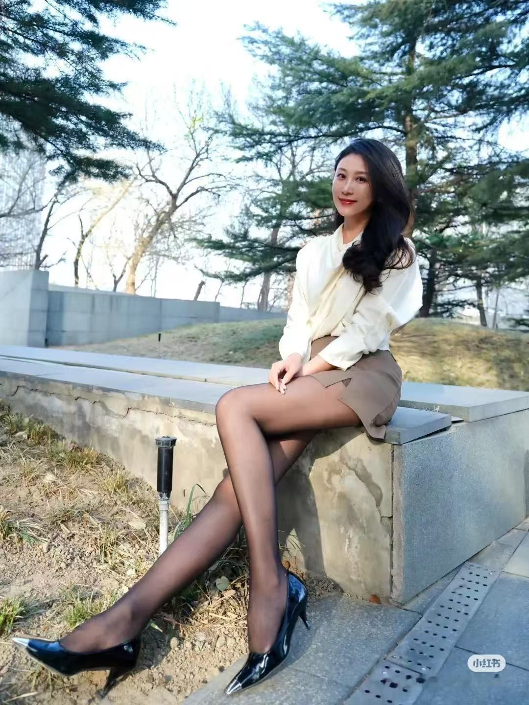 这双黑丝你会用来做什么呢？丝袜奶茶吗哈哈哈哈哈