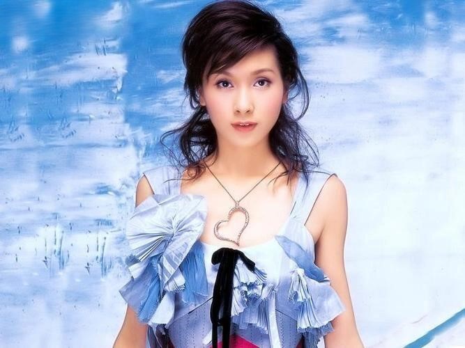 杨恭如因风流成性付出代价，单身49岁