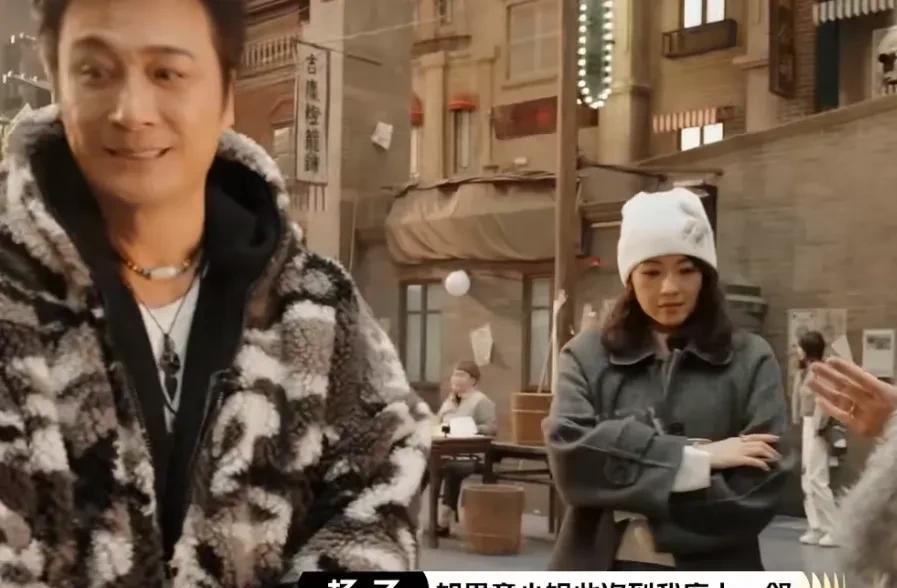 章子怡和杨子合体上热搜，因一段视频，引发4大不可思议！

杨子真是走到哪都不让人
