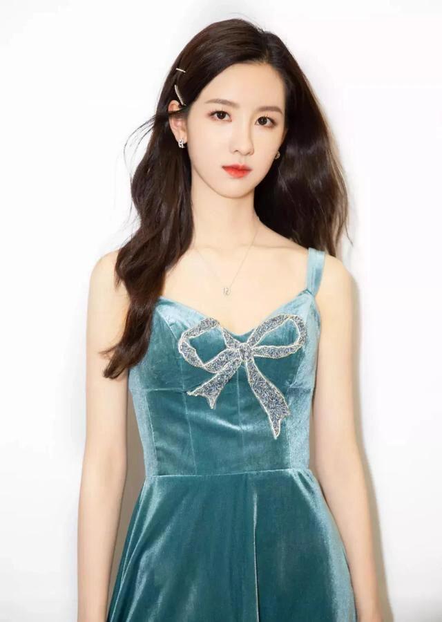陈都灵：才情美貌下的挑战与机遇