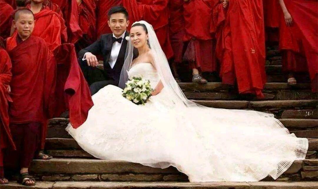 张曼玉于梁朝伟而言，是得不到的白月光