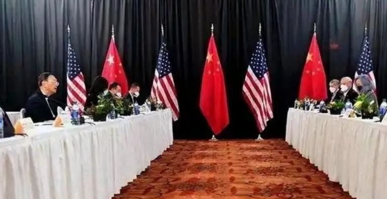 美国不是苏联！不要小看了美国开战的决心。现在美国还没有对中国发动战争，主要是因为