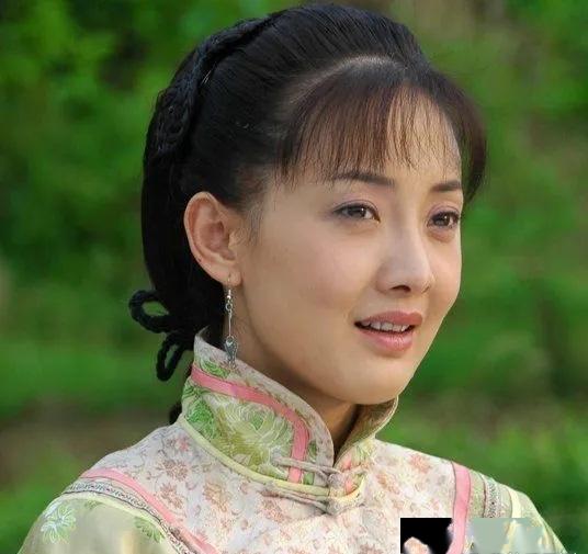 牛莉说，她上春晚很多次了，第一次很紧张，感觉排练厅像无底洞