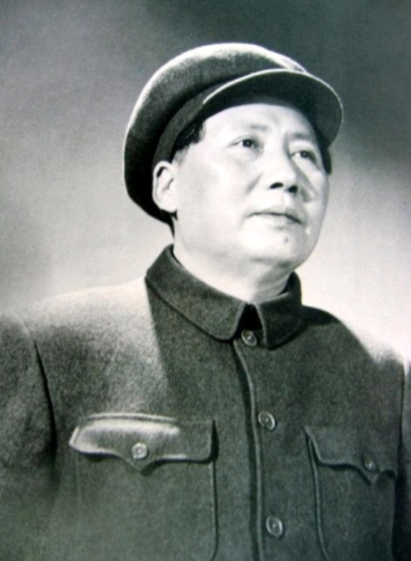 英国著名学者迈克尔说道：自古以来凡是领袖，从来没有一个是全能的，唯独中国的毛泽东