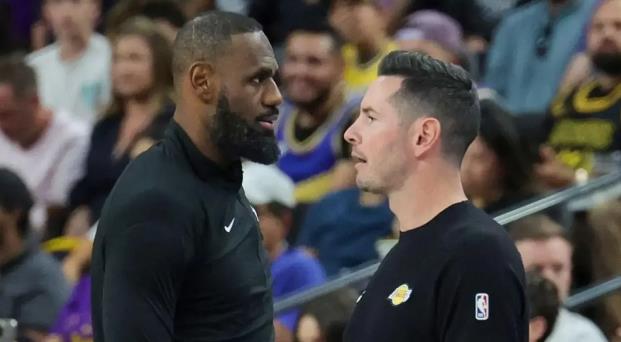 湖人主帅雷迪克真是太懂人情世故，他在今天湖人主场以128：123险胜灰熊的赛后采