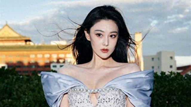 张馨予现象：一个女演员的破茧重生之路