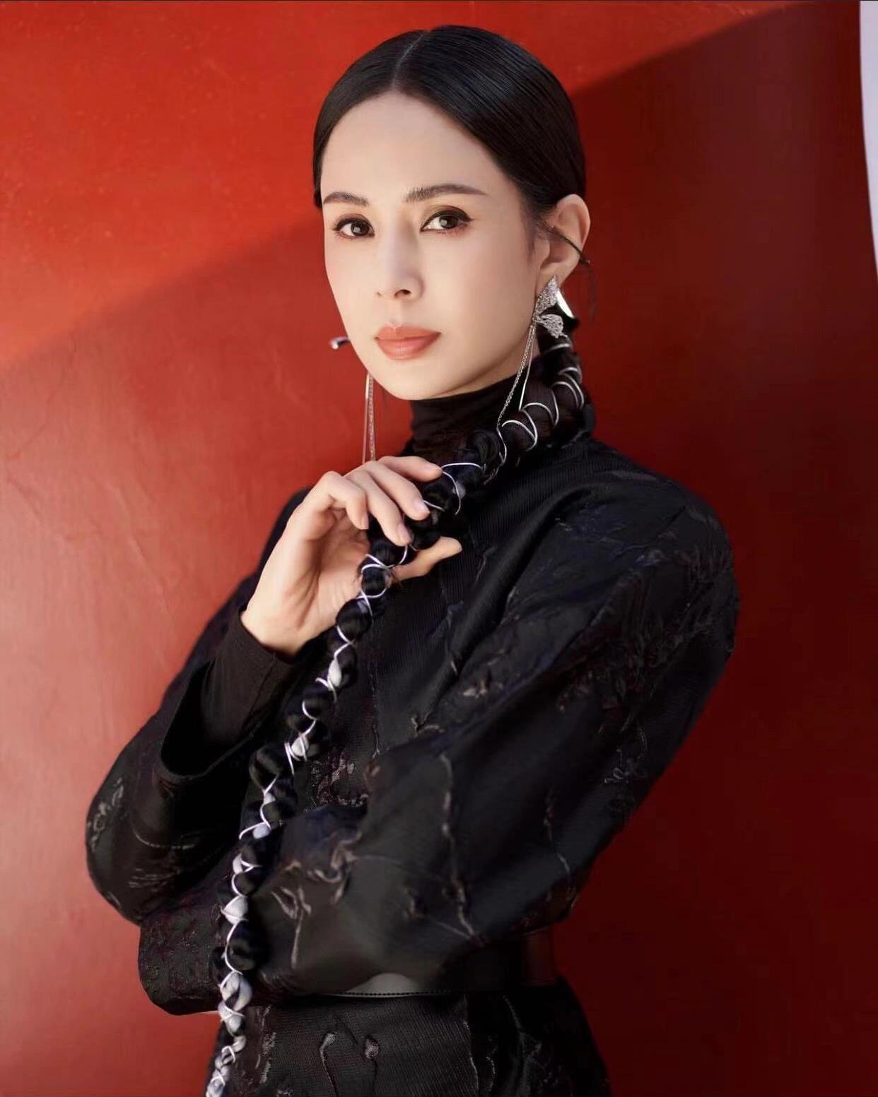 不老的女神李若彤