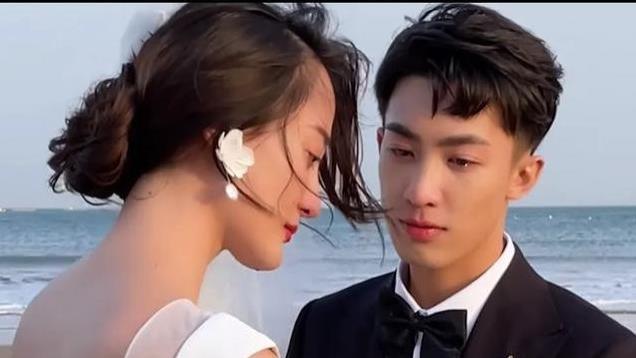 痛心！28岁婚纱男模“阿冼”去世，死因曝光，和苗苗是CP