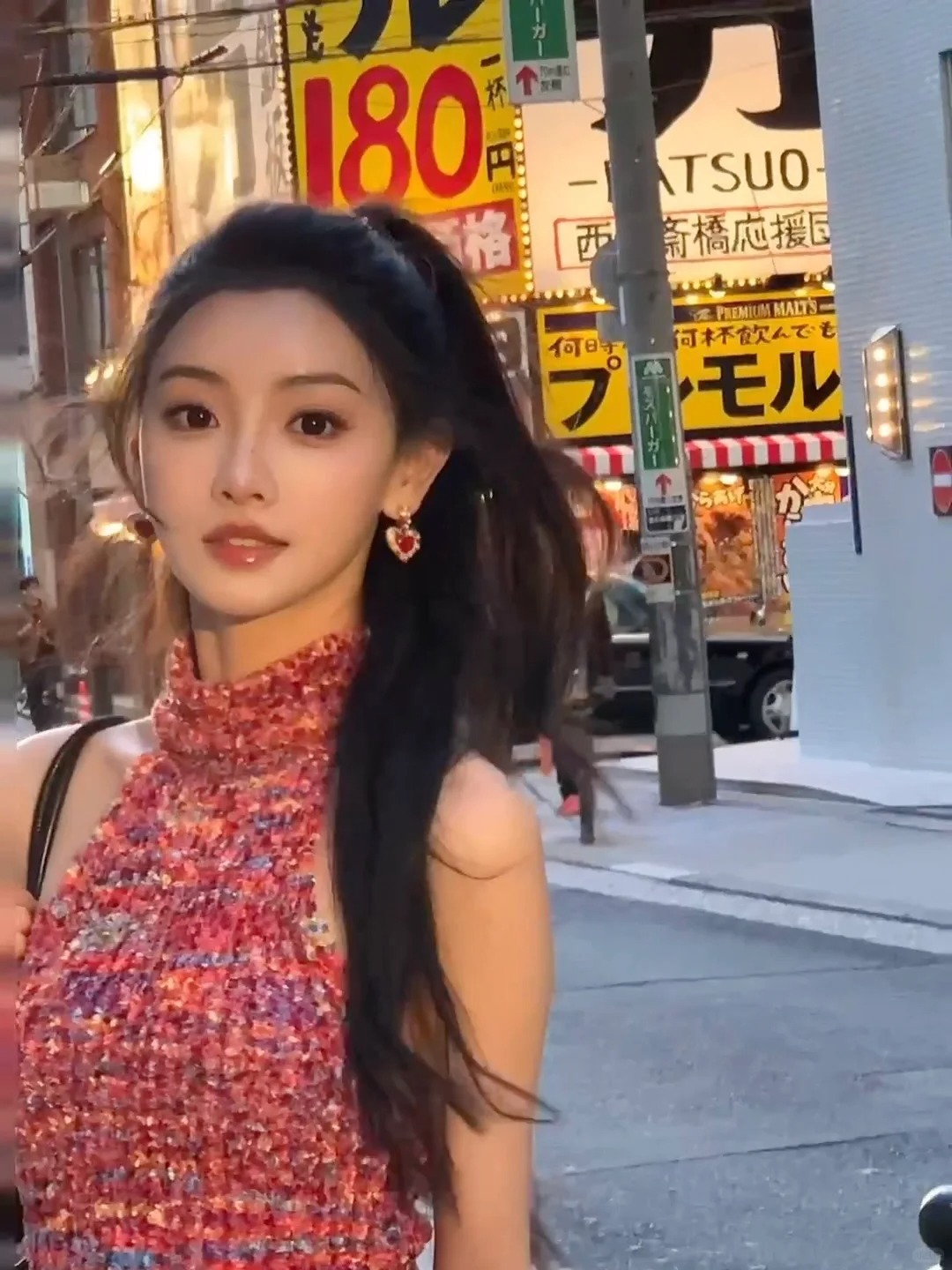 一日大阪丽人🌆
心斋桥真的很好拍～本来想逛附近的vintage店但是没来得及…