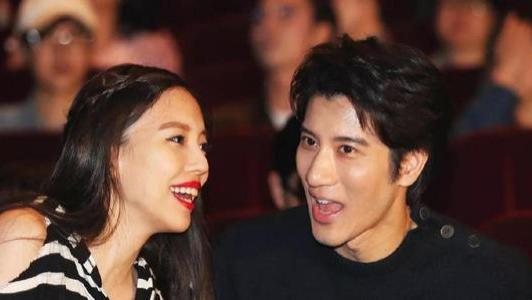 离婚19个月后，王力宏自曝感情新动向，此前被传与李靓蕾关系缓和