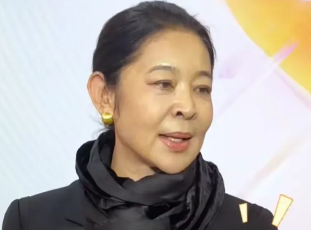 倪萍说这句话也可以理解。
什么样的境遇，什么样的感受。
她说:“如果能重来，下辈