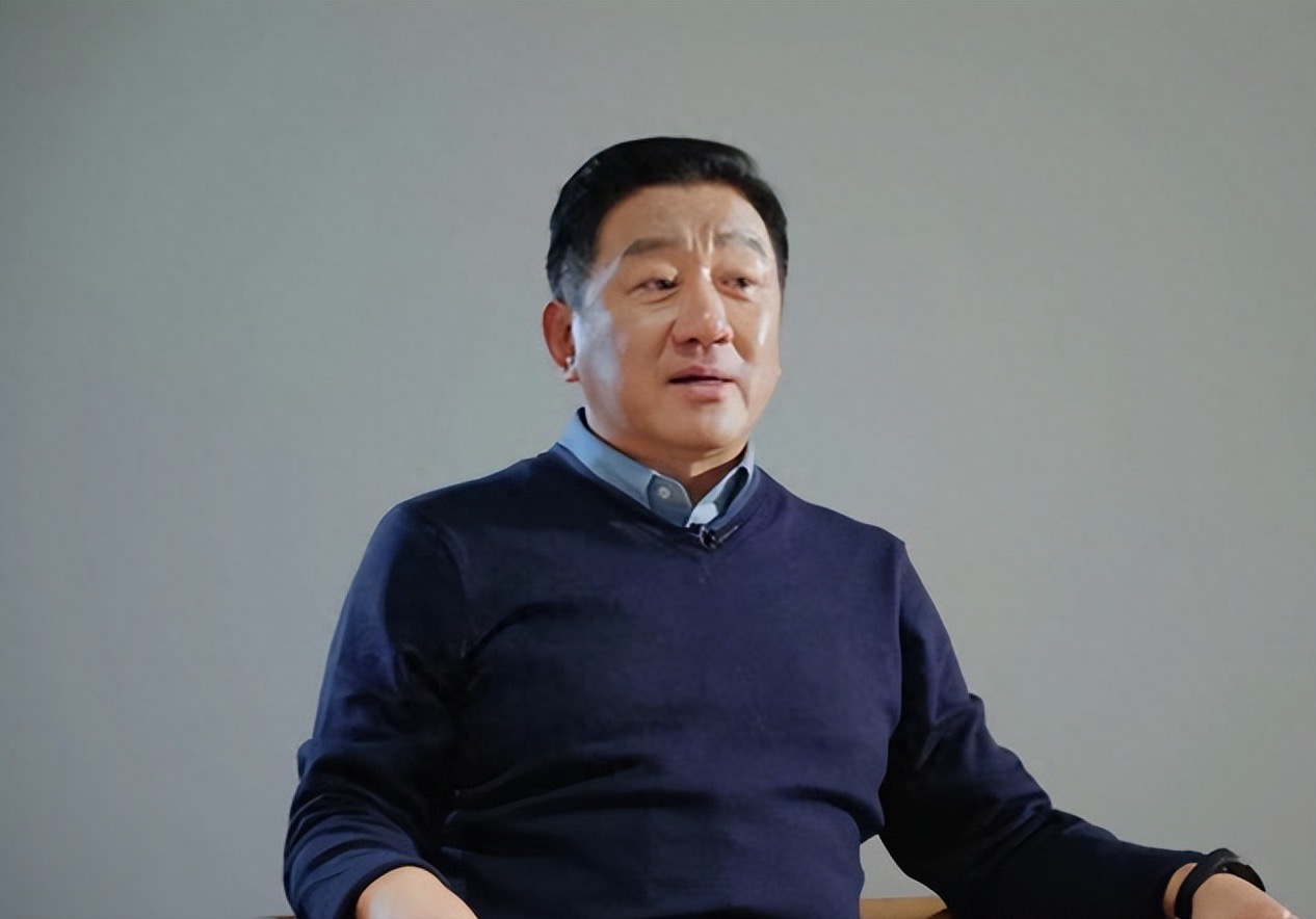 丁勇岱为啥还能一部接一部拍戏