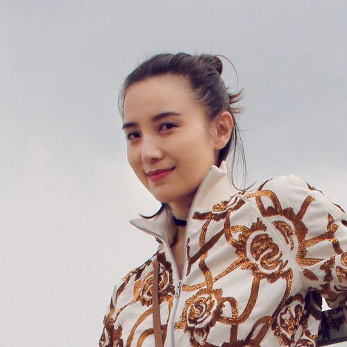 宋佳：多材多艺演员，为公益贡献自己力量