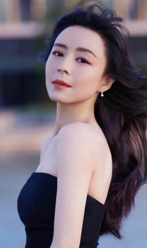 张静初自曝：无性无爱，守一屋子破烂！