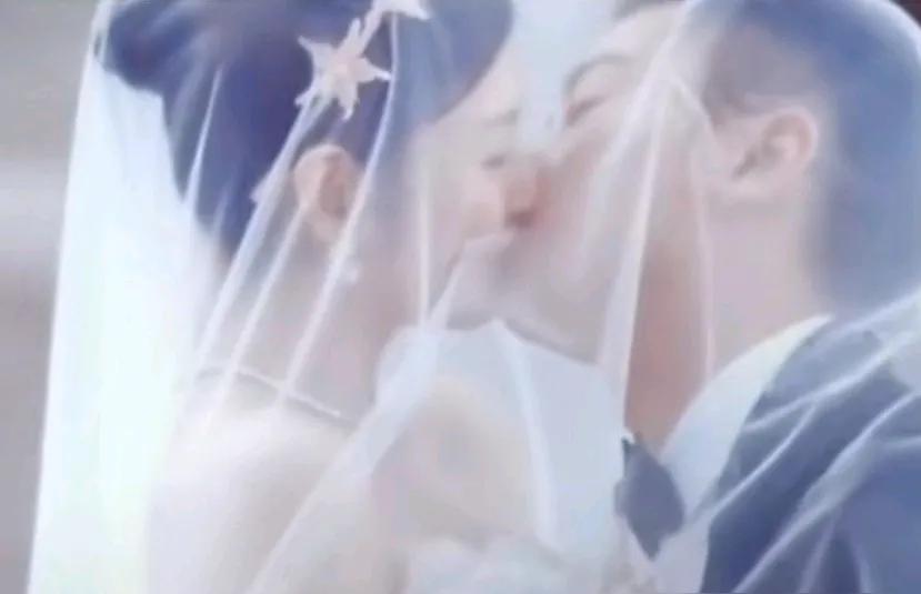 陈晓和陈妍希真的离婚了！

杨幂说过，“结果不重要，爱一个人的过程很重要，因为结