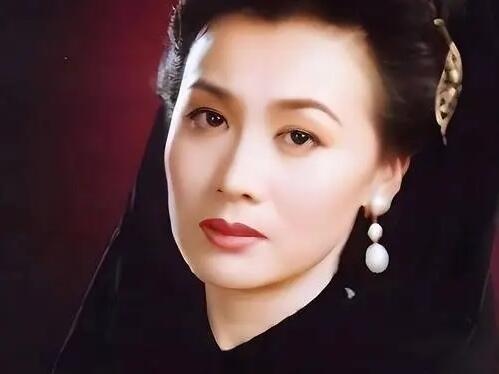 李媛媛为爱放弃治疗，离世21年