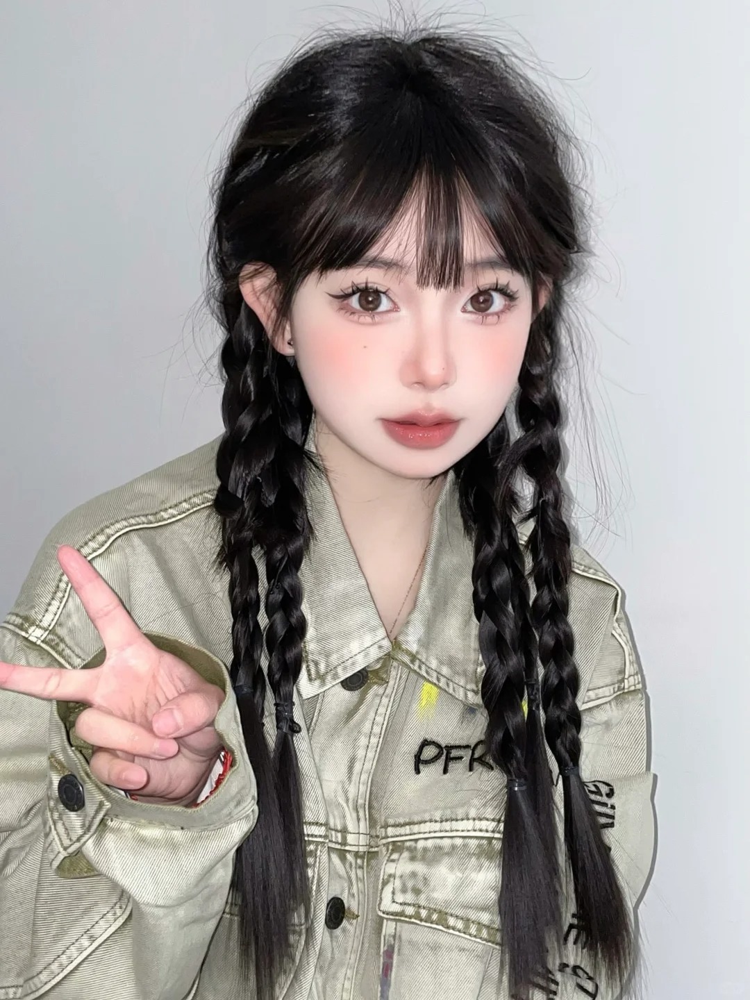 圆脸配多股辫儿不要太好看了！！！😎