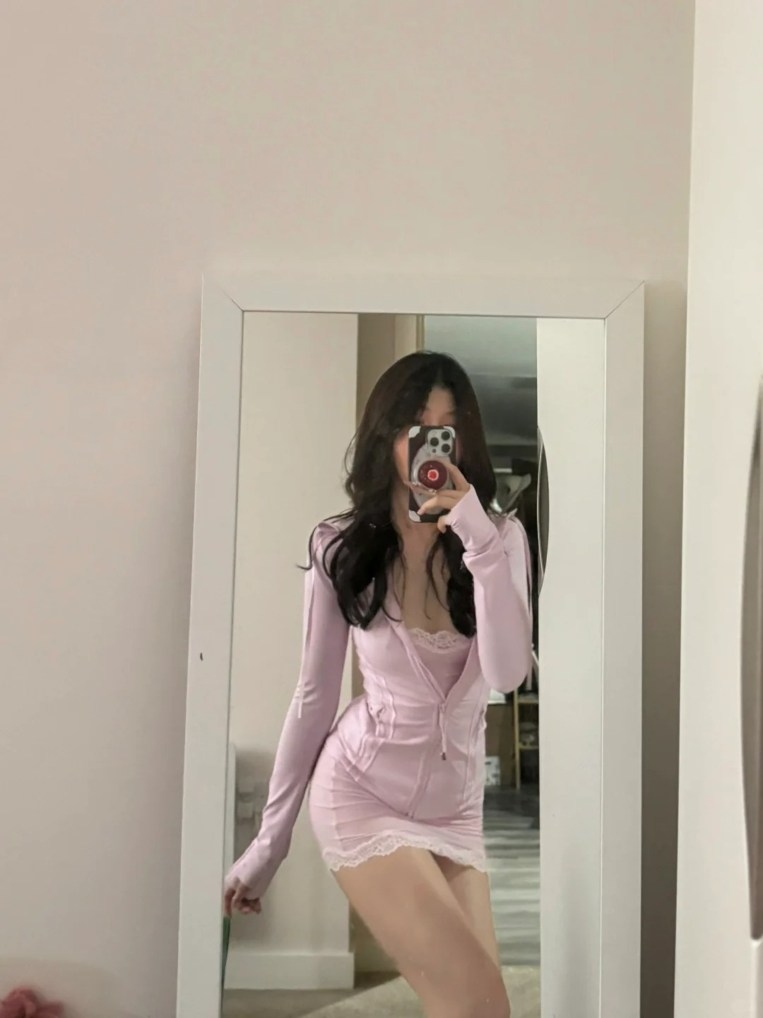 🖤Skims蕾丝连衣裙 买过最喜欢的一件Skims
之前买过风很大的长款sof