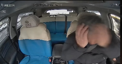 很多网友评论宜宾西站车祸撞击后气囊为弹出，到底质疑车是怎么回事！从总体来看推测，