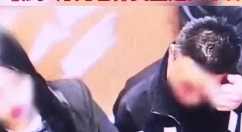 白嫖成功！浙江一位44岁男子在酒吧，见一18岁女孩非常漂亮，假装大老板，想用5万