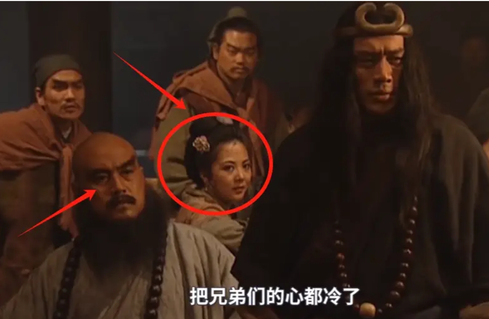 宋江说要接受朝廷招安，武松却来了句：招的鸟安，结果聚义大厅中没一个敢说话。
宋江