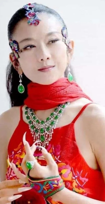 杨丽萍刘淳晴：无子亦相伴