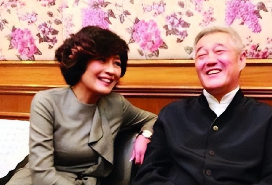 2013年，赵本山直接说：“既然如此，今年的春晚我不参加了，以后的央视春晚，有我