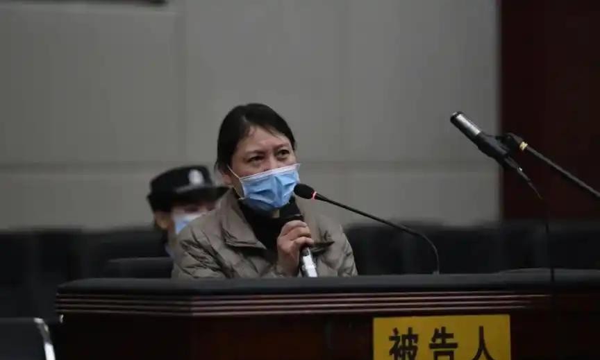 劳荣枝逃亡多年终伏法

                            
