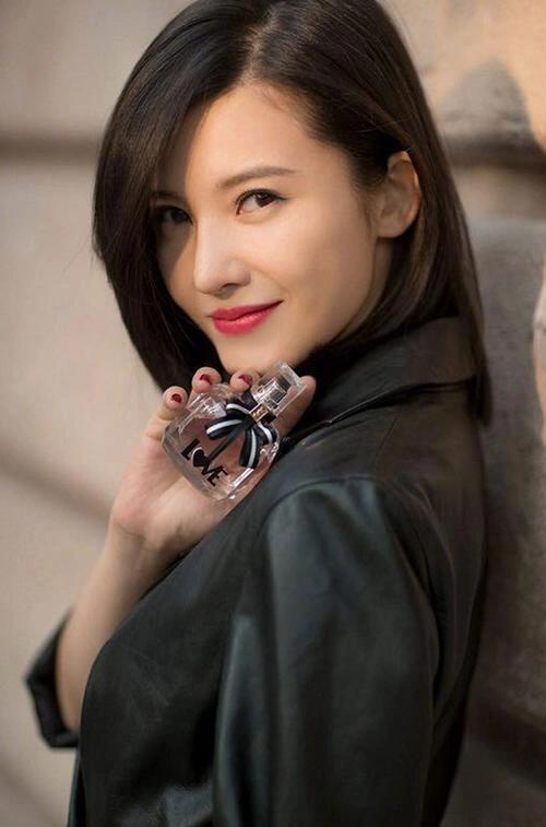 杨子姗演技稳定引期待，角色挑战